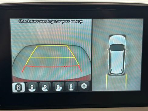 Used 2020 Hyundai Santa Fe Limited image 21