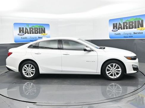 Used 2024 Chevrolet Malibu LT FWD image 7