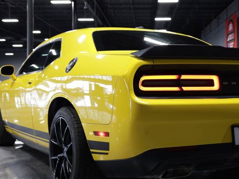Used 2017 Dodge Challenger SXT RWD image 26