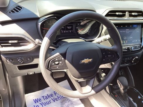 Used 2023 Chevrolet TrailBlazer LT w/ Convenience Package AWD/4WD image 15