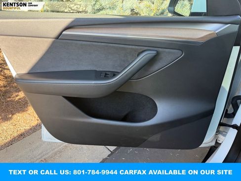 Used 2023 Tesla Model Y Long Range image 17