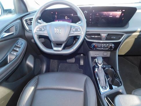 Used 2024 Buick Encore GX Sport Touring image 15