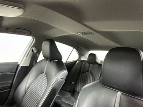 Used 2024 Toyota Camry SE FWD image 13