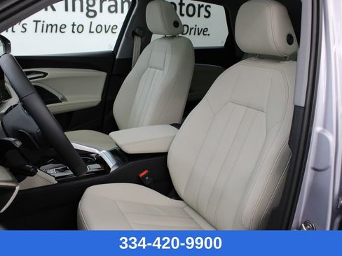 New 2025 Audi Q5 Premium image 14