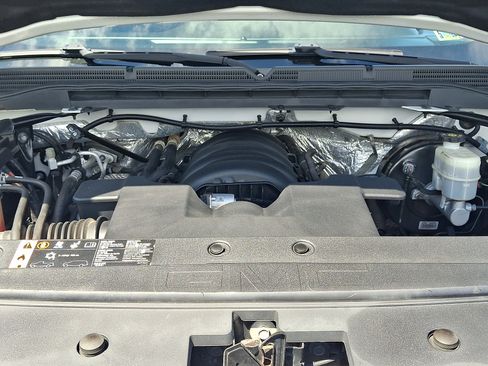Used 2017 GMC Sierra 1500 SLE w/ SLE Value Package AWD/4WD image 28