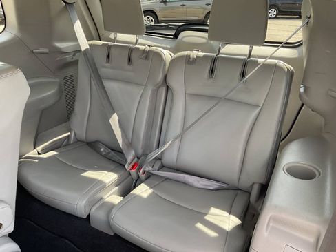 Used 2013 Toyota Highlander SE AWD/4WD image 32