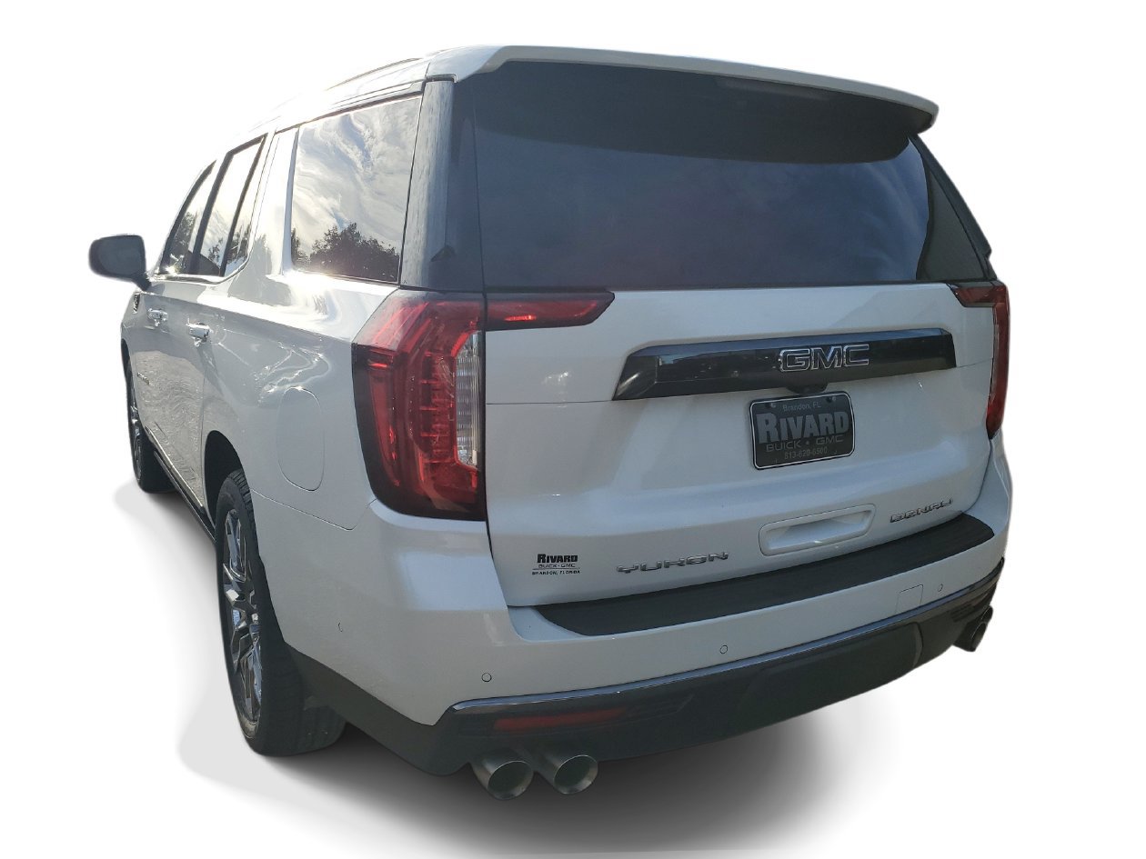 Used 2023 GMC Yukon Denali Ultimate AWD/4WD image 3