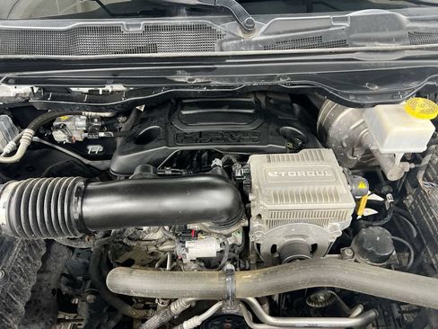 Used 2024 RAM 1500 Laramie AWD/4WD image 25