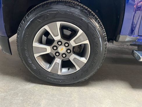 Used 2017 Chevrolet Colorado Z71 RWD image 18