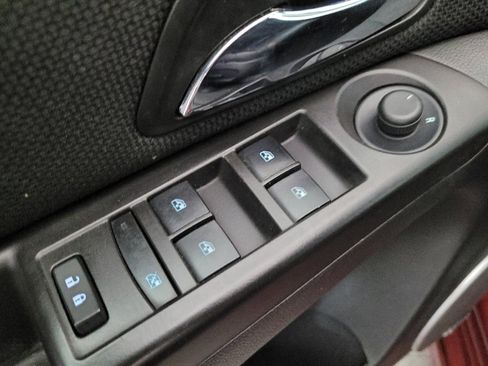 Used 2015 Chevrolet Cruze LTZ w/ Sun, Sound and Sport Package FWD image 27
