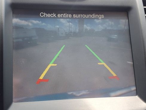Used 2014 Chrysler 300 RWD image 11