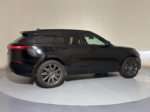 Used 2018 Land Rover Range Rover Velar R-Dynamic HSE AWD/4WD image 8