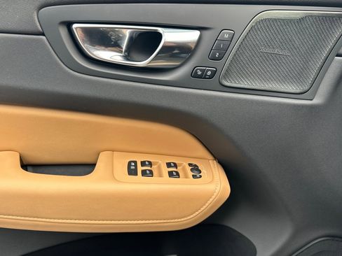 Used 2021 Volvo XC60 T5 Inscription w/ Advanced Package image 14