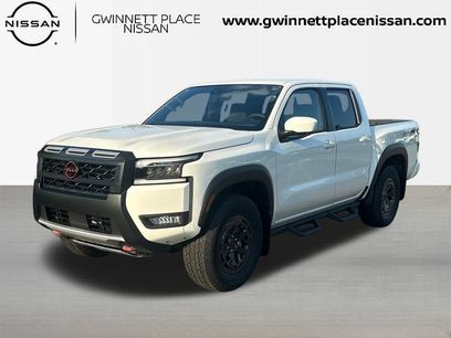 New 2025 Nissan Frontier PRO-4X w/ Pro Convenience Package