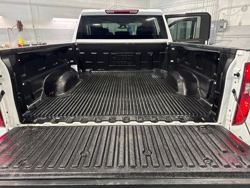 Used 2025 Chevrolet Silverado 2500 LT w/ Convenience Package AWD/4WD image 42