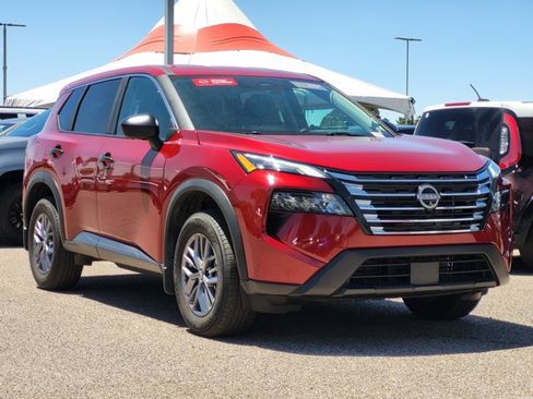Certified 2026 Nissan Rogue S AWD/4WD image 6