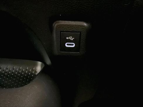 Used 2023 Toyota Corolla SE image 35