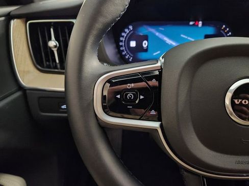 New 2026 Volvo XC60 B5 Plus w/ Protection Package Premier image 28