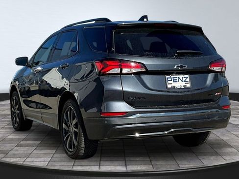 Used 2023 Chevrolet Equinox RS image 4