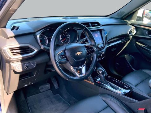 Used 2023 Chevrolet TrailBlazer ACTIV w/ Sun and Liftgate Package FWD image 18