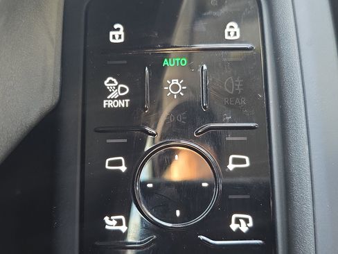 Certified 2025 Audi Q5 Premium Plus w/ Premium Plus image 24