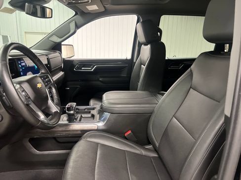 Certified 2023 Chevrolet Silverado 1500 LTZ w/ LTZ Convenience Package II AWD/4WD image 13