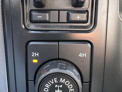 Used 2022 Ford F150 Platinum w/ Trailer Tow Package AWD/4WD image 22