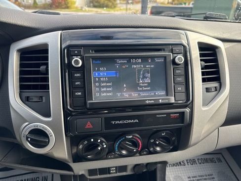 Used 2015 Toyota Tacoma 4x4 Double Cab image 17