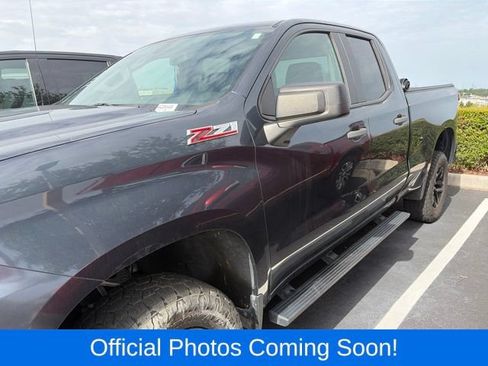 Used 2019 Chevrolet Silverado 1500 Custom Trail Boss w/ Custom Convenience Package AWD/4WD image 4