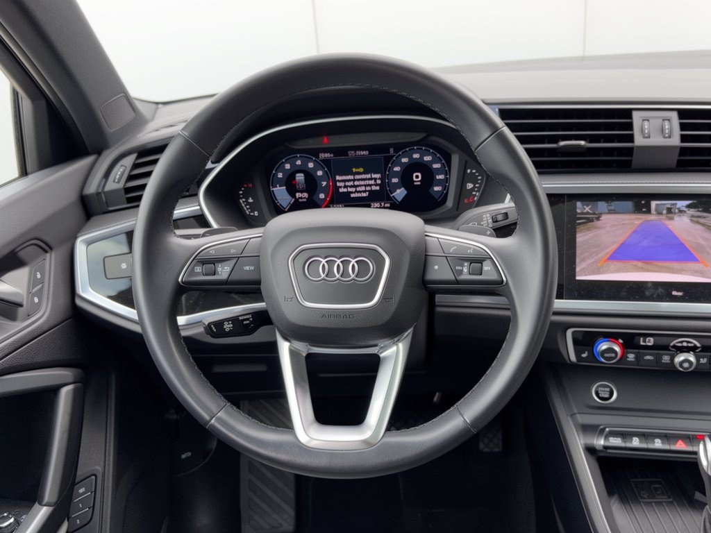 Certified 2024 Audi Q3 2.0T Premium w/ Convenience Package AWD/4WD image 10