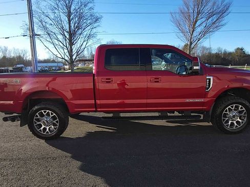 Used 2022 Ford F250 Lariat image 9