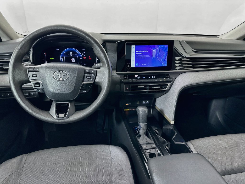 Used 2026 Toyota Camry LE FWD image 22