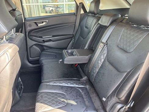 Used 2024 Ford Edge Titanium image 14
