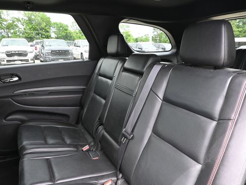 Used 2024 Dodge Durango GT RWD image 31
