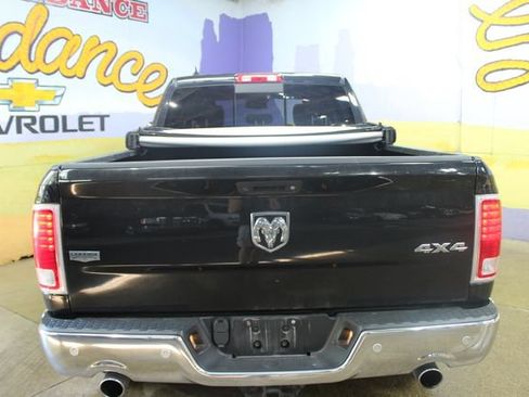 Used 2018 RAM 1500 Laramie AWD/4WD image 7
