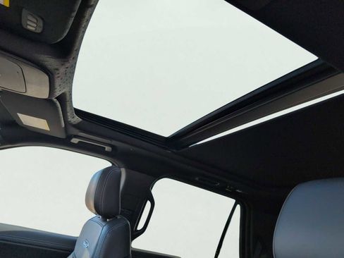 New 2025 Ford Expedition Platinum w/ Stealth Performance Package image 18