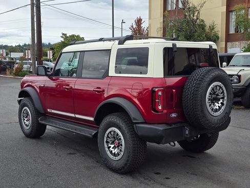 New 2026 Ford Bronco Outer Banks w/ Sasquatch Package AWD/4WD image 7