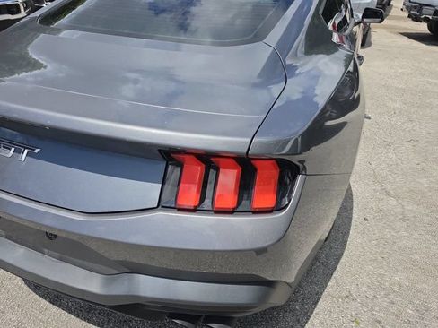 Used 2024 Ford Mustang GT RWD image 7