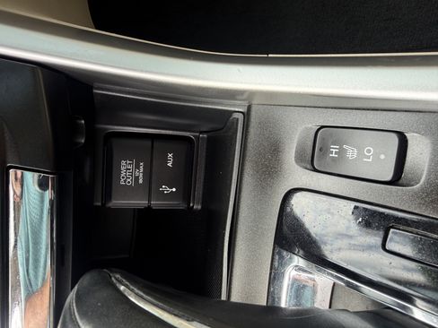 Used 2015 Honda Accord EX-L image 18