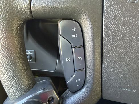 Used 2019 Chevrolet Express 3500 LT w/ LT Preferred Equipment Group RWD image 22