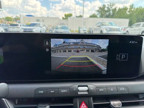 Used 2025 Kia K4 FWD image 28