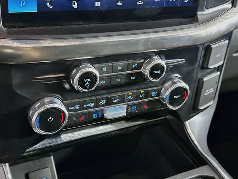 Used 2022 Ford F150 Lariat AWD/4WD image 23
