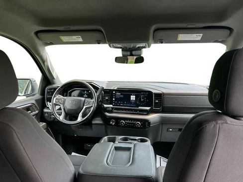 Used 2022 Chevrolet Silverado 1500 RST AWD/4WD image 30