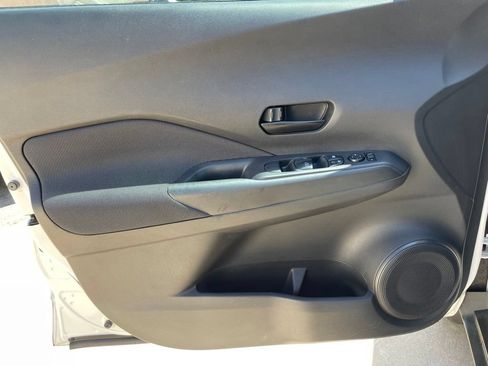 Used 2020 Nissan Kicks S FWD image 17