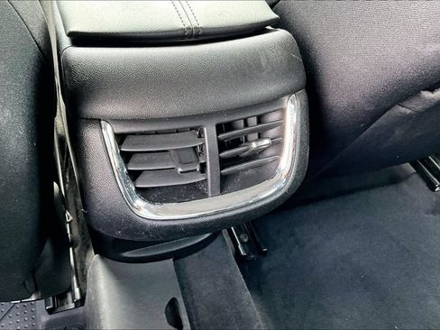 Used 2022 Chevrolet Malibu LT w/ Midnight Edition FWD image 22