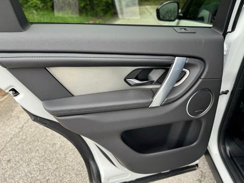 New 2026 Land Rover Discovery Sport Landmark AWD/4WD image 12