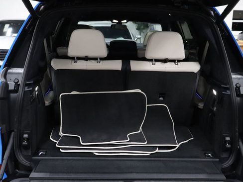 Used 2020 BMW X7 M50i w/ Dynamic Handling Package image 18