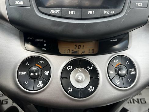 Used 2008 Toyota RAV4 Limited AWD/4WD image 18