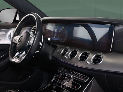 Used 2020 Mercedes-Benz E 63 AMG S image 17