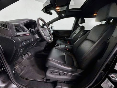Used 2025 Honda Odyssey Sport-L image 12